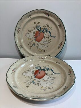 Set Of 2 Vtg Marmalade International Dinner Plates Geese Bows 10.5" Cottage Core